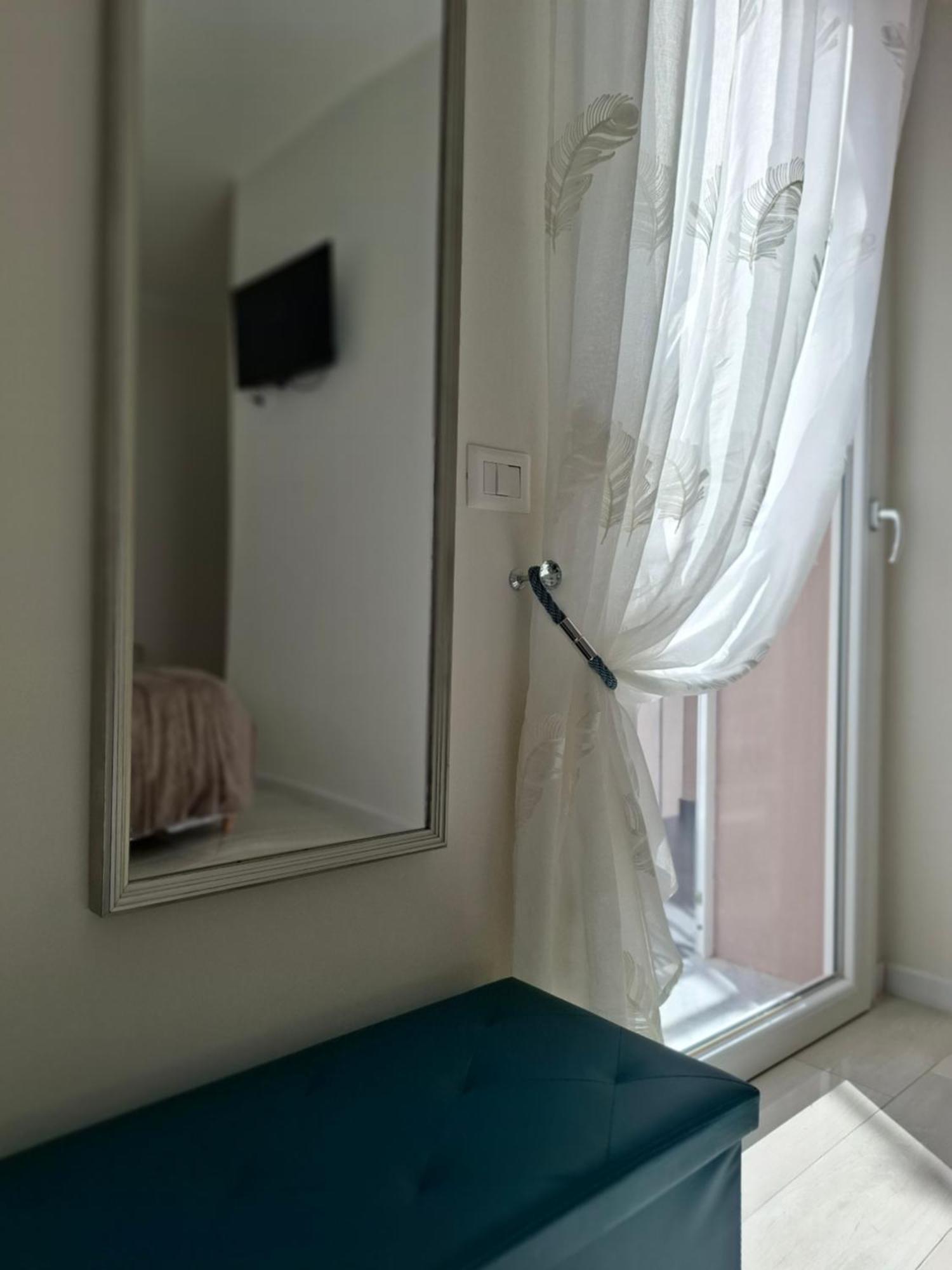 Mariam Royal Apartment & Rooms Reggio di Calabria Luaran gambar